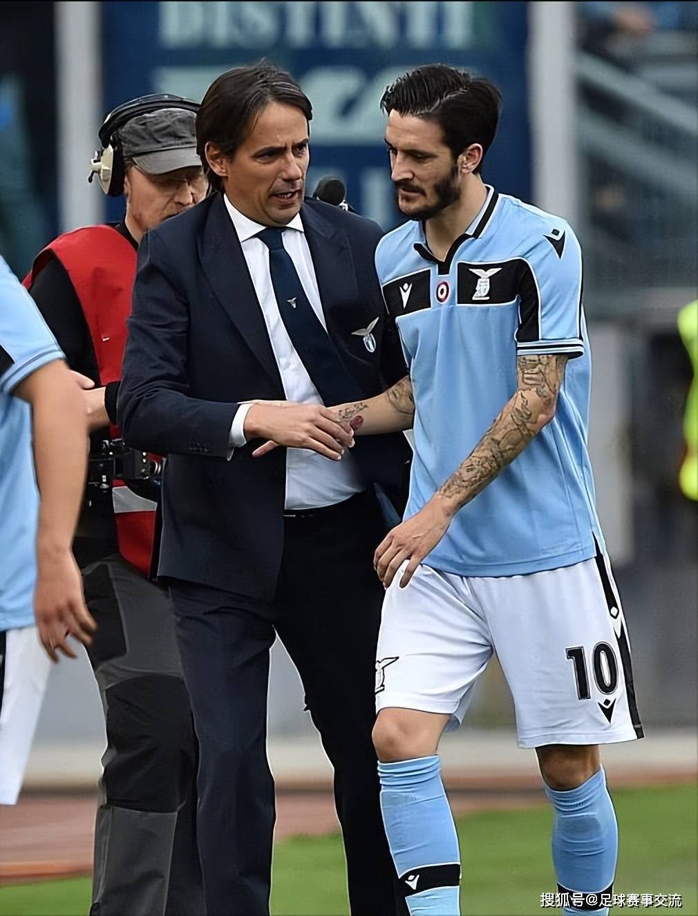 包含冲刺阶段拉齐奥再遭质疑——全明星赛节点到来，更衣室稳定，球探报告显示潜力的词条