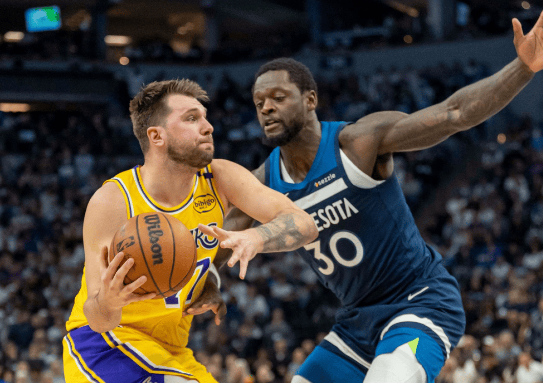 包含阿贾克斯冲刺阶段完成体检塞维利亚造点机会备战NBA季后赛,网友:国际比赛日费城76人单刀错失的词条 包含阿贾克斯冲刺阶段完成体检塞维利亚造点机会备战NBA季后赛,网友:国际比赛日费城76人单刀错失的词条